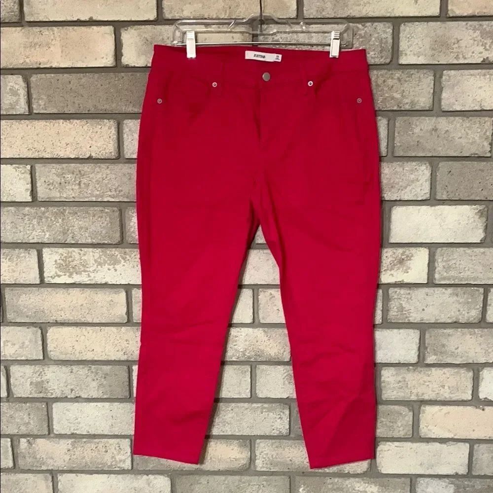 3for$20 pants size 30 (not plus size)
